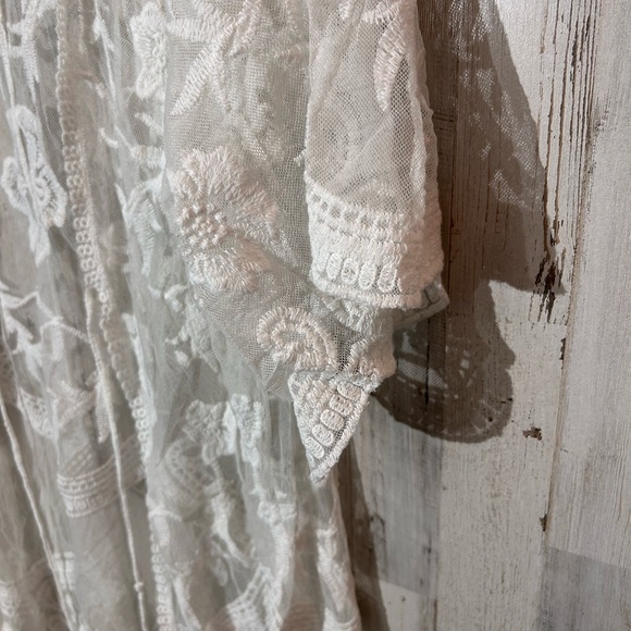 White Floral Lace Sheer Kimono Duster Cardigan Boho Festival Medium - Picture 3 of 5